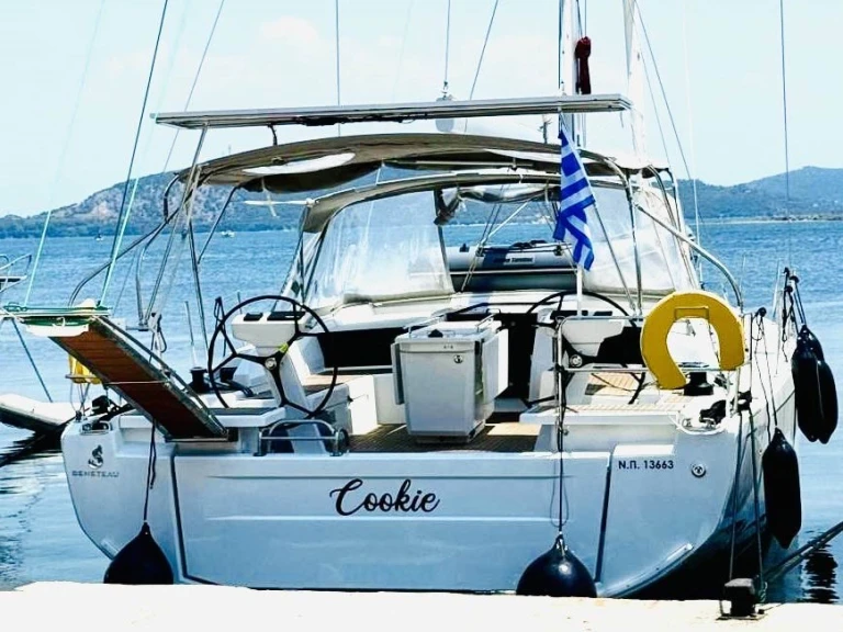 Vermietung Segelboot Bénéteau mit Führerschein