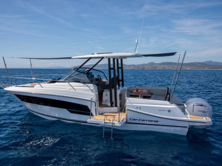 Motorboot mit oder ohne Skipper Jeanneau mieten in Frankreich