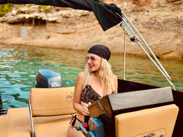 Motorboot mieten in Sant Antoni de Portmany zum besten Preis