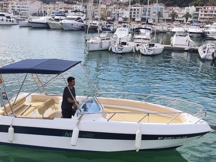 Ein Pacific Craft Pacific Craft 630 mieten in Alcúdia