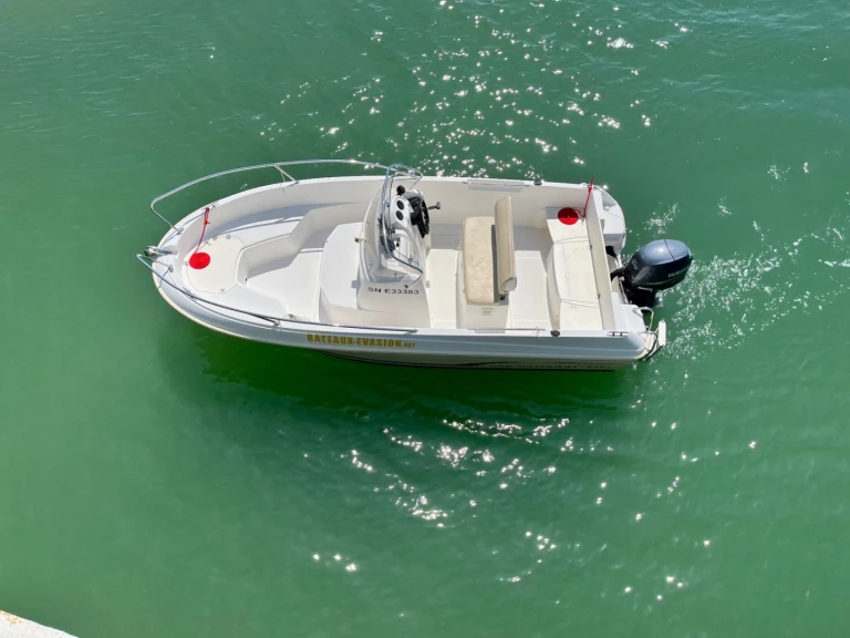Motorboot mit oder ohne Skipper Jeanneau mieten in La Baule-Escoublac