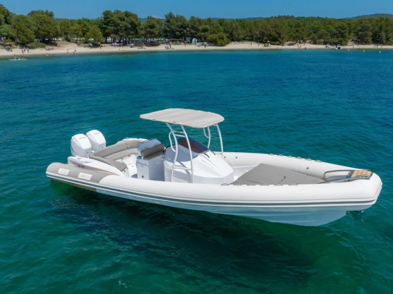 Schlauchboot mit oder ohne Skipper U FANALE mieten in Bandol