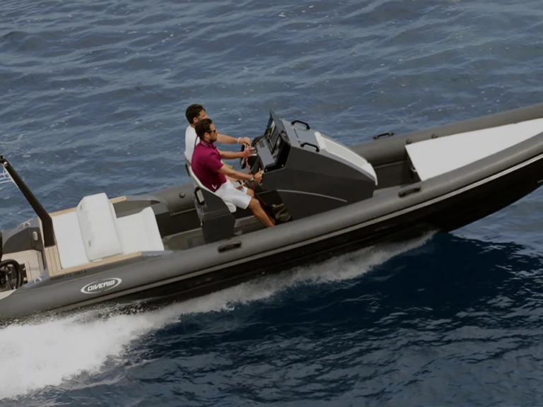 Ein DIVERIB 780 mieten in Mykonos (City)