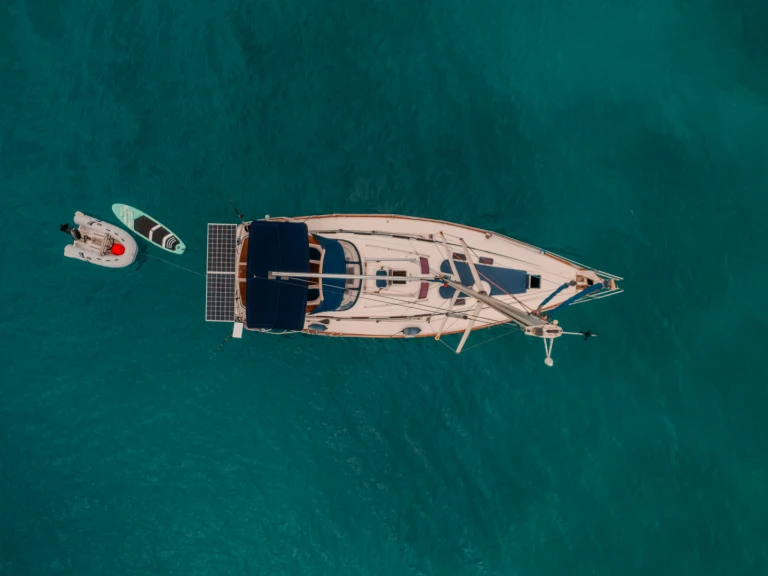 Ein Bavaria Bavaria 46 Cruiser mieten in La Paz