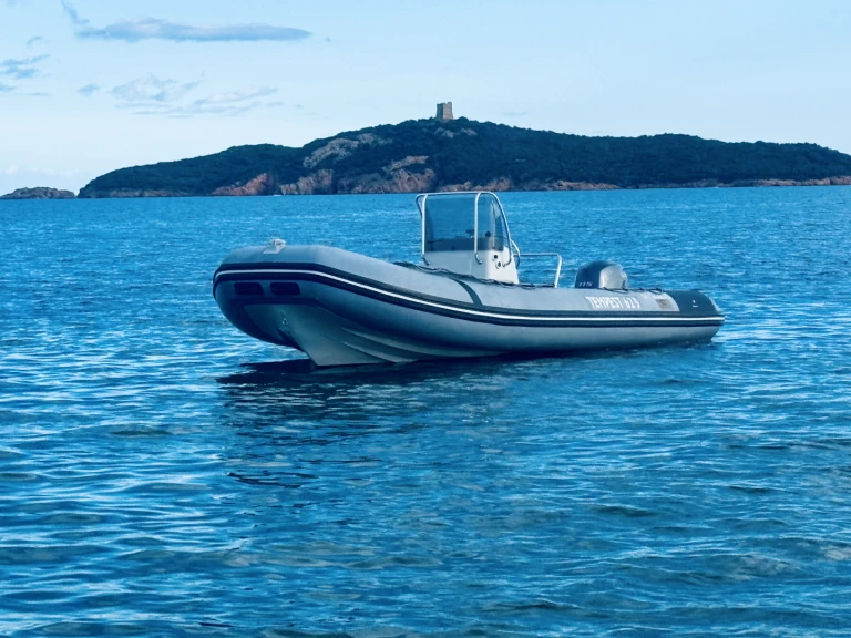 Boot mieten Pinarellu günstig Tempest 625 work