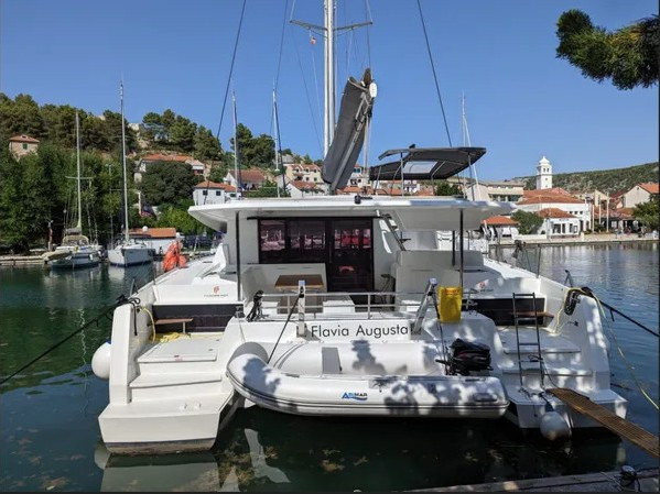 YachtCharter in Punat - Fountaine Pajot Astrea 42 auf SamBoat