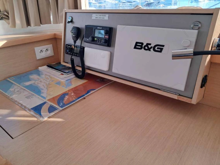 Katamaran mieten in Gouviá zum besten Preis