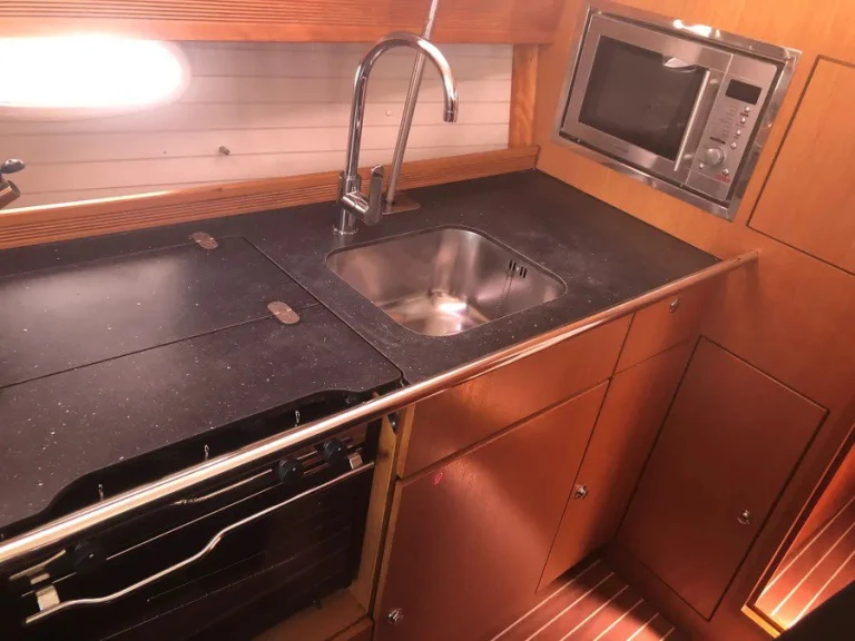 Segelboot mieten in Néa Péramos zum besten Preis