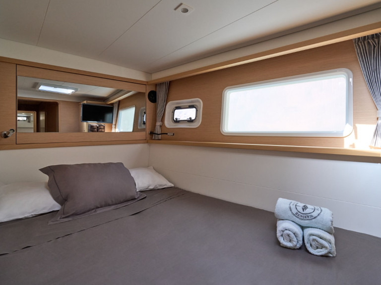 Ein Lagoon Lagoon 42 mieten in Santorini (Insel)