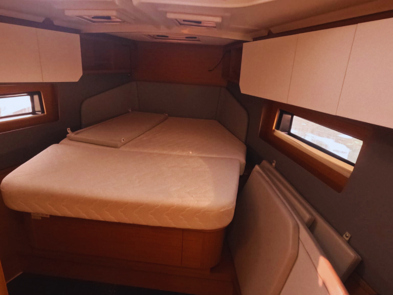 Ein Dufour Dufour 41 mieten in Procida