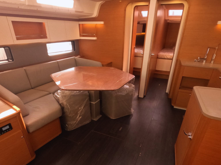 Segelboot mieten in Procida zum besten Preis