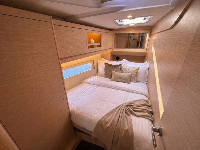 Boot mieten Salerno günstig Dufour 470