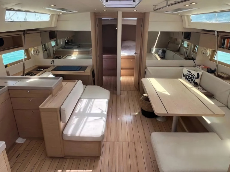 Segelboot mit oder ohne Skipper Bénéteau mieten in Vlycho