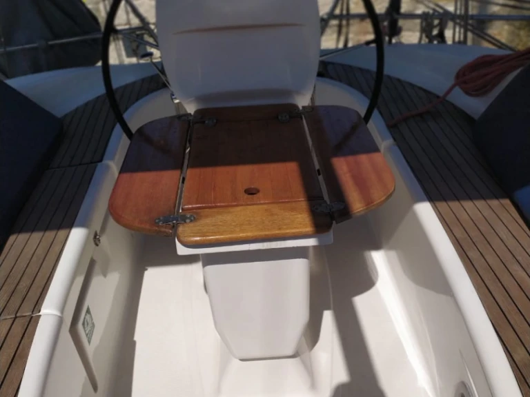 Segelboot mieten in Lefkáda zum besten Preis