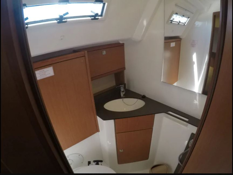 Segelboot mieten in Lefkáda zum besten Preis