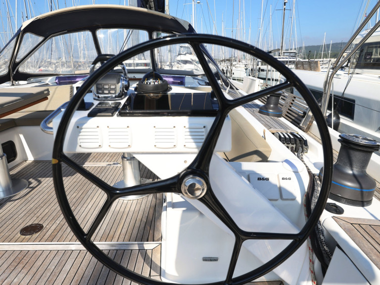 Segelboot mit oder ohne Skipper Hanse mieten in Sukošan