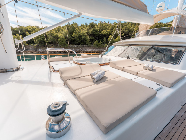 YachtCharter in Split -  Luxury Sailing Yacht auf SamBoat