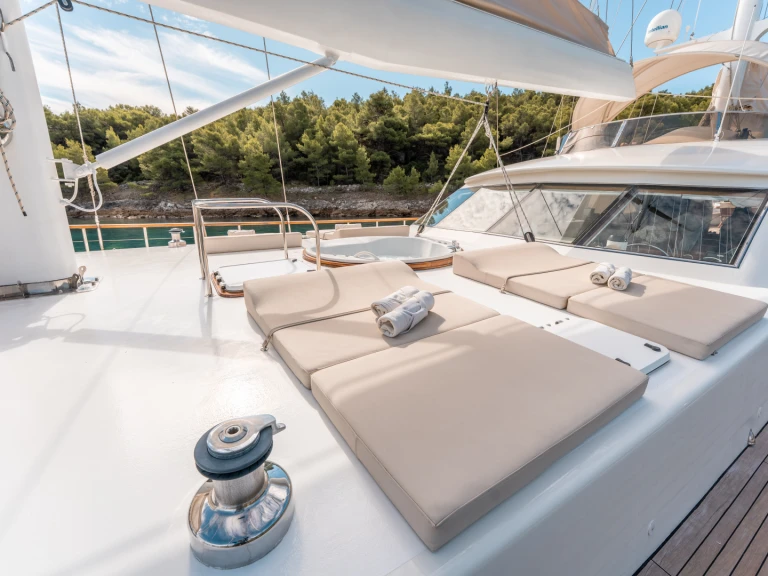 YachtCharter in Split -  Luxury Sailing Yacht auf SamBoat