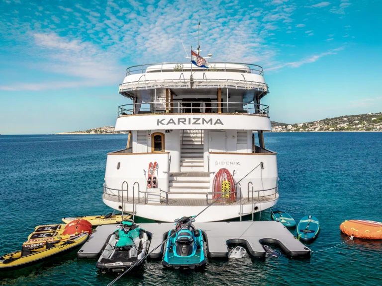 Bootsverleih  Motoryacht Karizma Split Samboat