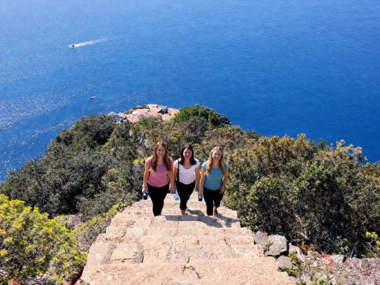 Vermietung Motorboot Boston Whaler mit Führerschein