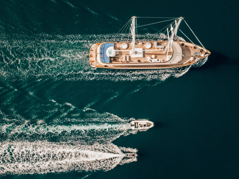  Motoryacht Maxita mieten Split