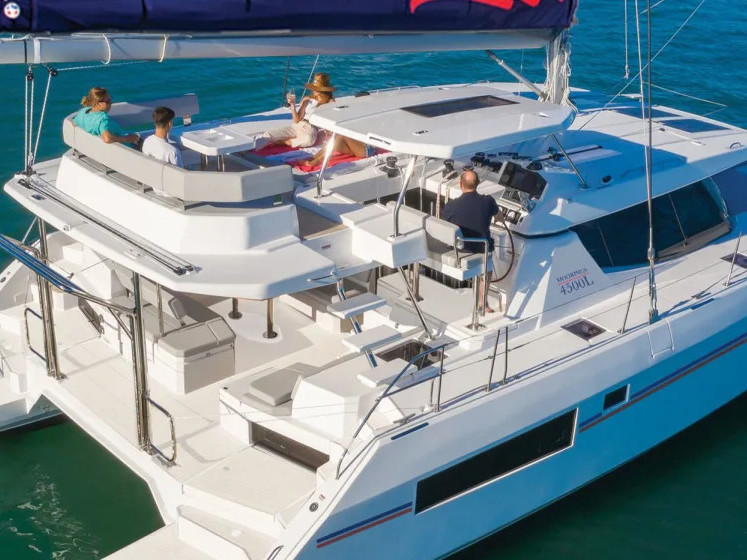 YachtCharter in La Paz - Leopard Leopard 45 auf SamBoat