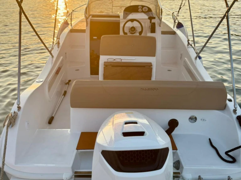 Ein Allegra Boats 21 Sun mieten in Giardini-Naxos