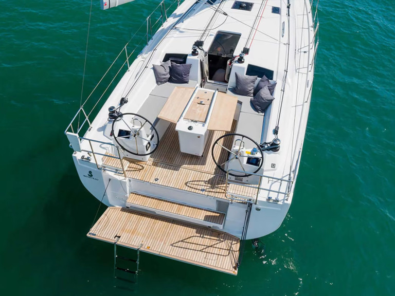 Vermietung Segelboot Bénéteau mit Führerschein