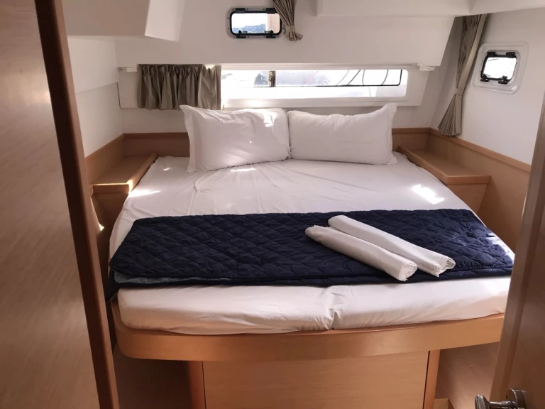 Bootsverleih Lagoon Lagoon 42 San Teodoro Samboat