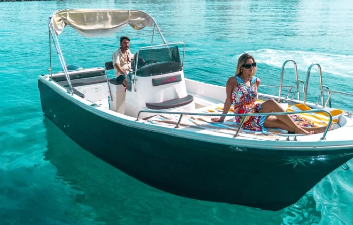 Vermietung Motorboot Lever mit Führerschein