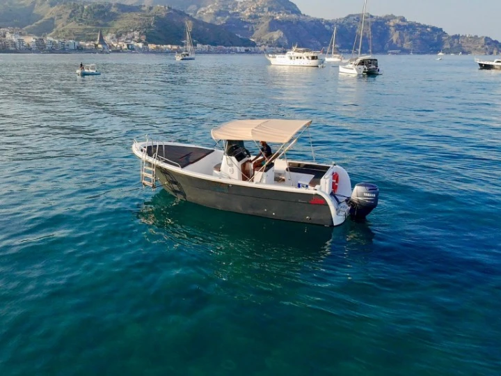 Motorboot mieten in Isola Bella - Lever 750