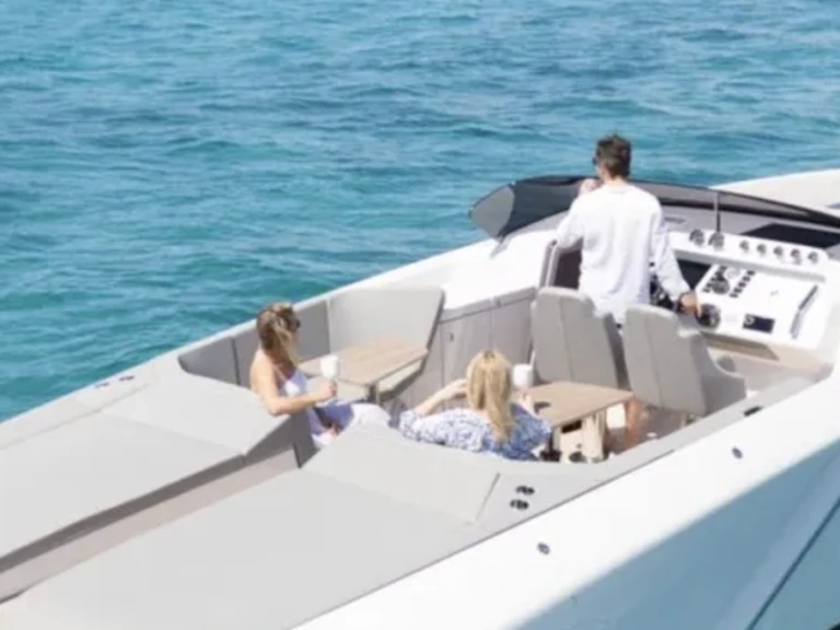 Bootsverleih Frausher Ghost Santa Eulària des Riu Samboat