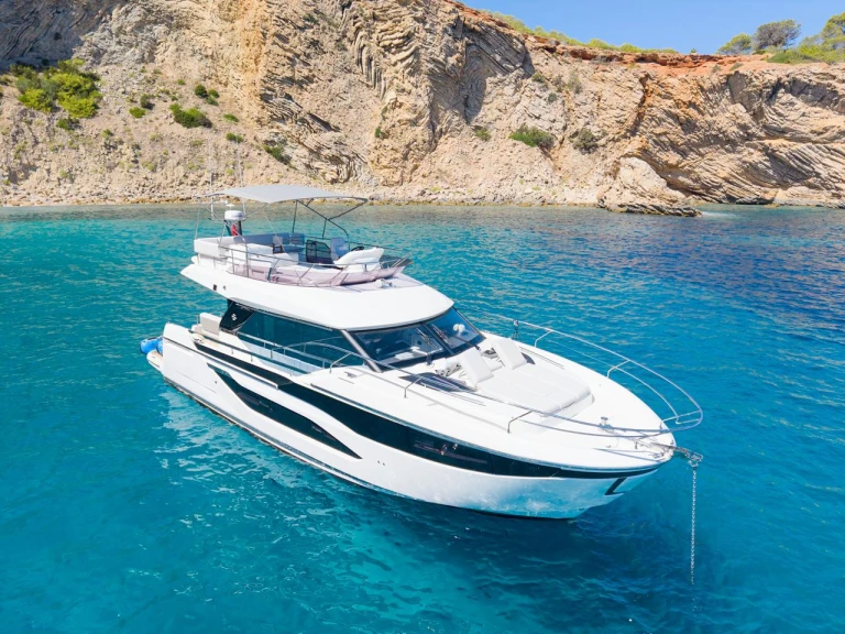 Prestige Yachts F49 mieten Santa Eulària des Riu