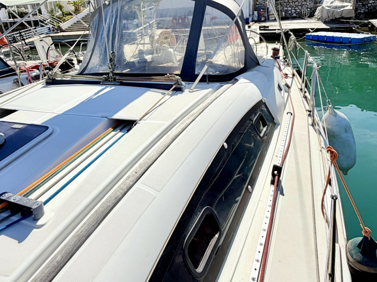 Ein Bénéteau Beneteau Oceanis 40 Tigre mieten in Fethiye