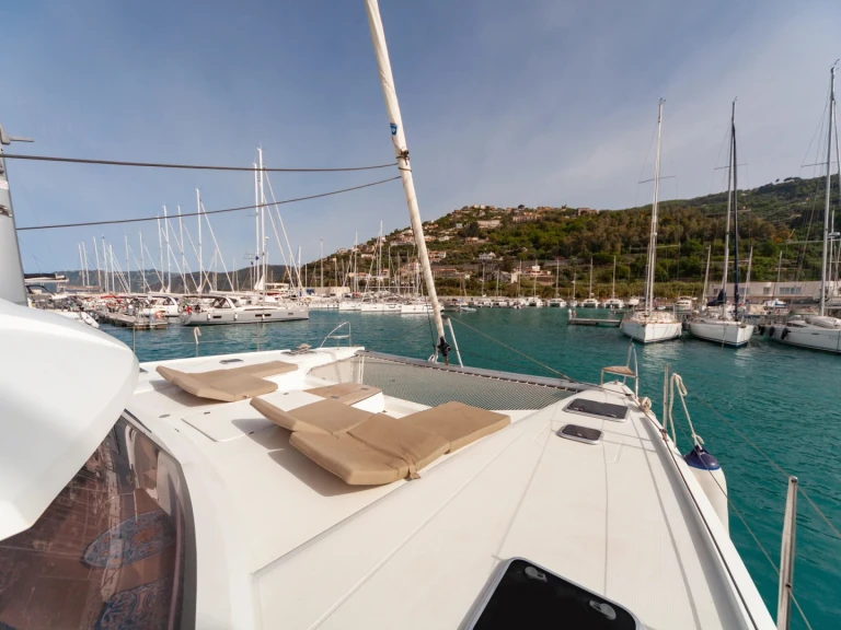 YachtCharter in Capo d'Orlando - Fountaine Pajot Saba 50 auf SamBoat