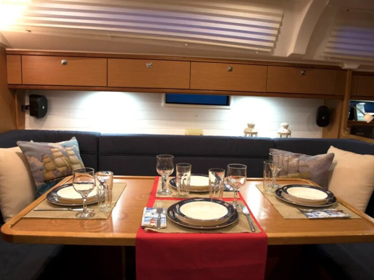 YachtCharter in Lefkáda - Bavaria Bavaria 41 Cruiser auf SamBoat