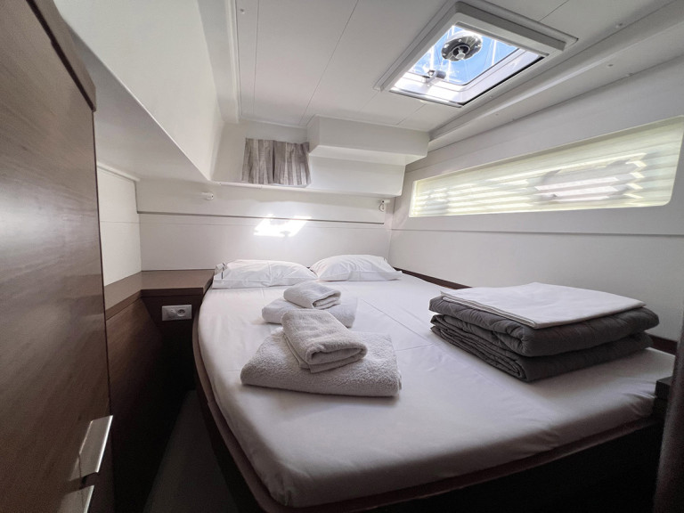 YachtCharter in Álimos - Lagoon Lagoon 40 auf SamBoat