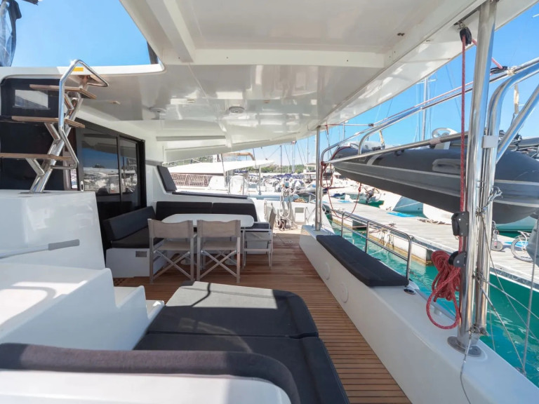 Ein Lagoon Lagoon 42 mieten in Capo d'Orlando