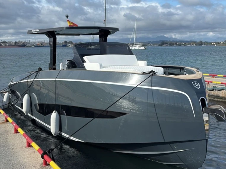 YachtCharter in Mykonos Port - KUMBRA Kumbra 34 auf SamBoat