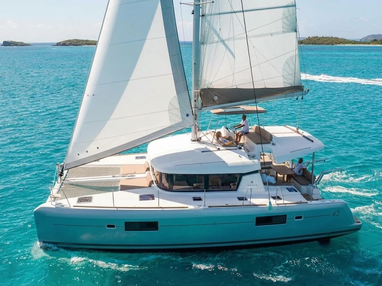 Katamaran mit oder ohne Skipper Lagoon mieten in Naxos Port