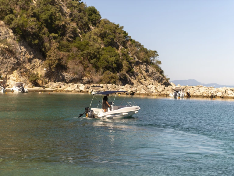 Boot mieten Aríllas günstig Nireus 465