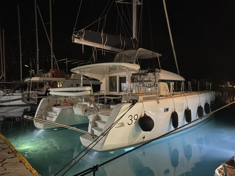 Katamaran mieten in Polignano a Mare zum besten Preis