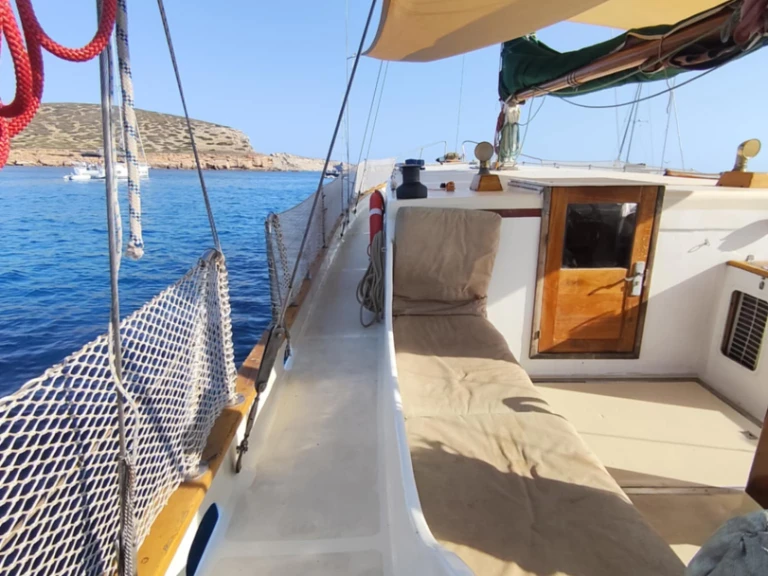 Custom Ketch mieten Sant Antoni de Portmany