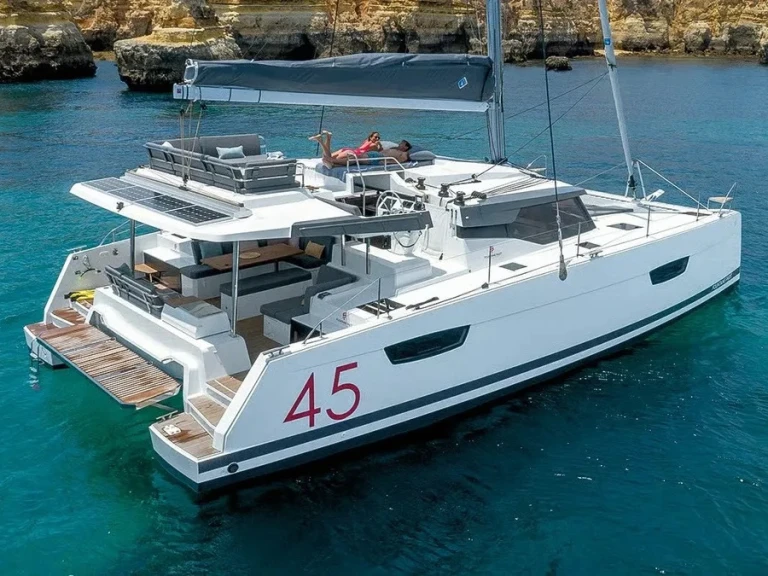 Vermietung Katamaran Fountaine Pajot mit Führerschein