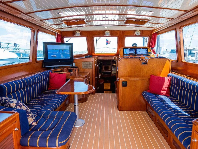 Boot mieten Newport günstig GEM 64