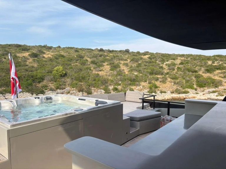 Yacht mieten in Athen zum besten Preis