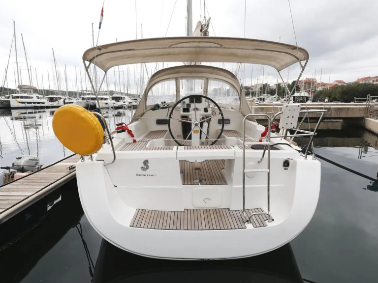 Boot mieten Punat günstig Oceanis 34