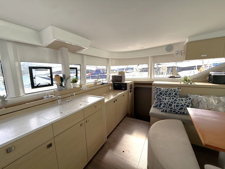 Vermietung Katamaran Lagoon mit Führerschein