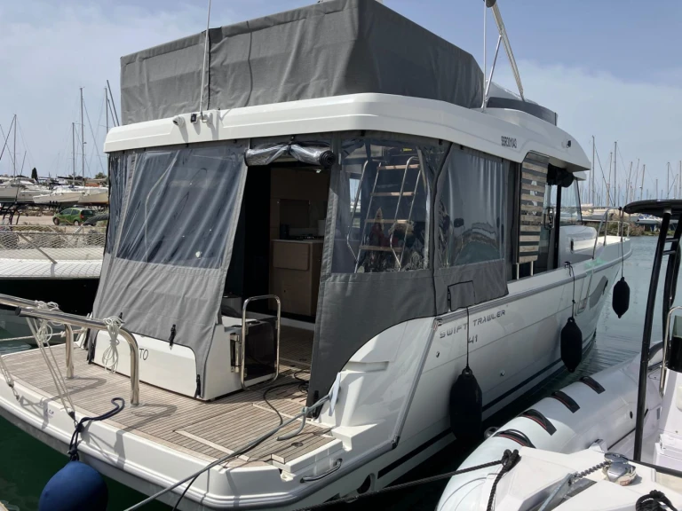 Yacht mit oder ohne Skipper Bénéteau mieten in Golfe-Juan