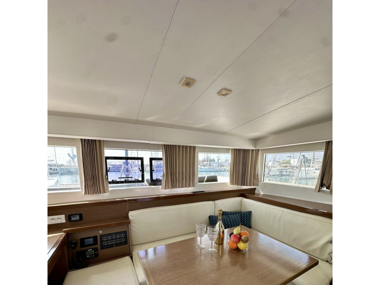 Vermietung Katamaran Lagoon mit Führerschein